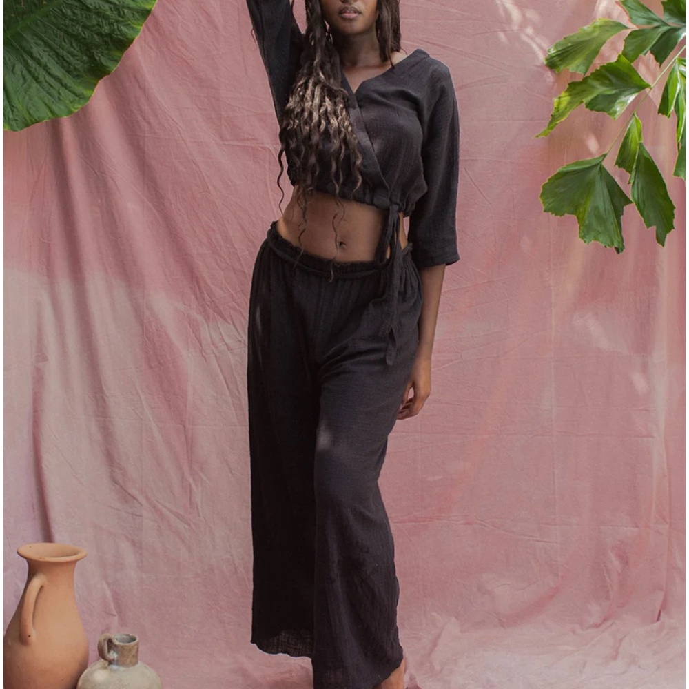 ISO! Indigo Luna Flow Pants size XL/XXL
